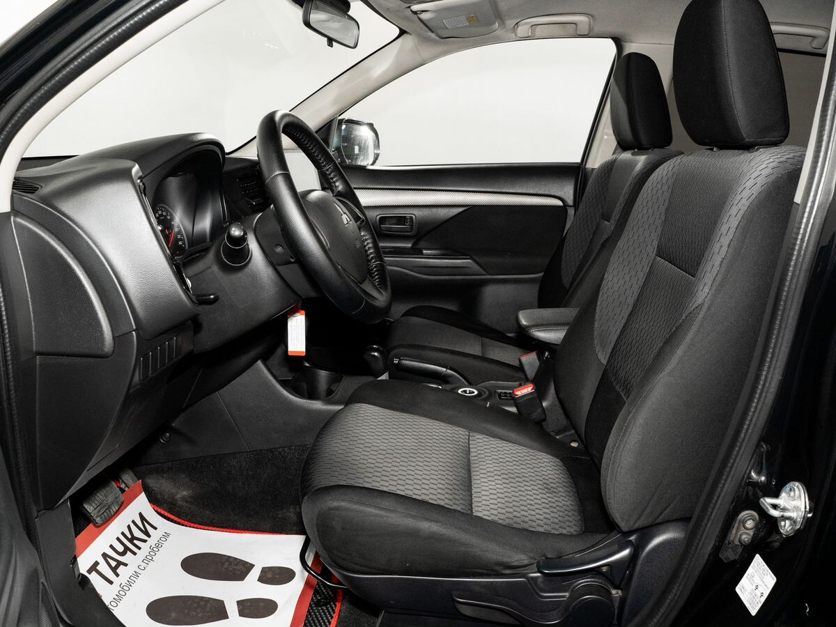 Mitsubishi Outlander 2013 - фото автомобиля