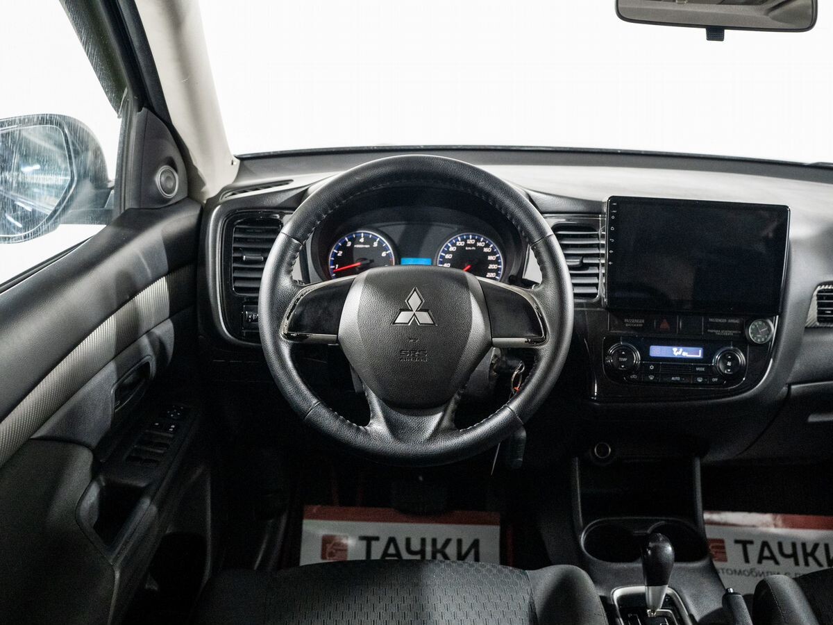 Mitsubishi Outlander 2013 - фото автомобиля