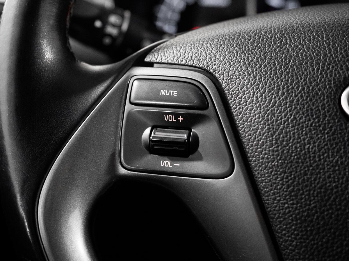 Kia Rio 2017 - фото автомобиля
