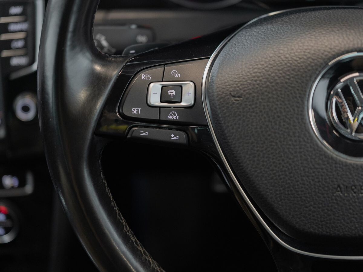 Volkswagen Golf 2014 - фото автомобиля