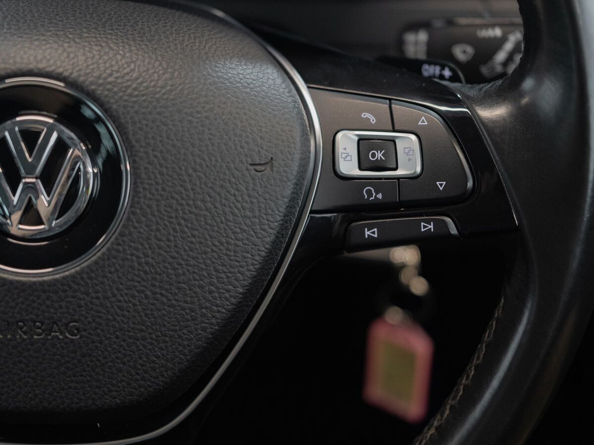 Volkswagen Golf 2014 - фото автомобиля