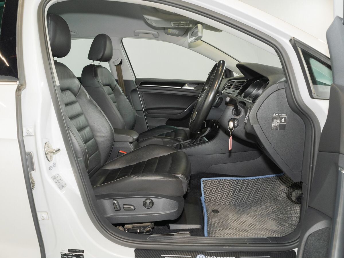 Volkswagen Golf 2014 - фото автомобиля