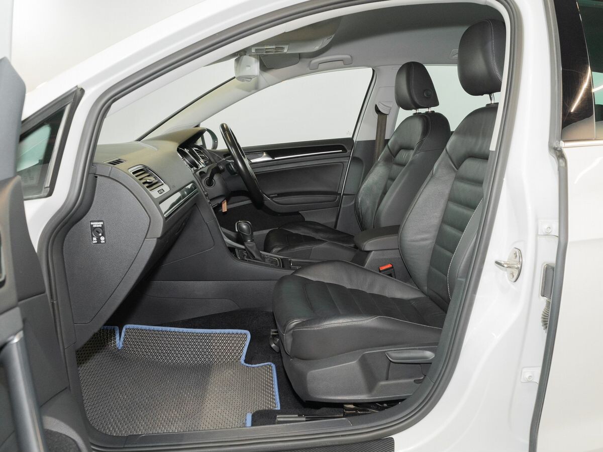 Volkswagen Golf 2014 - фото автомобиля