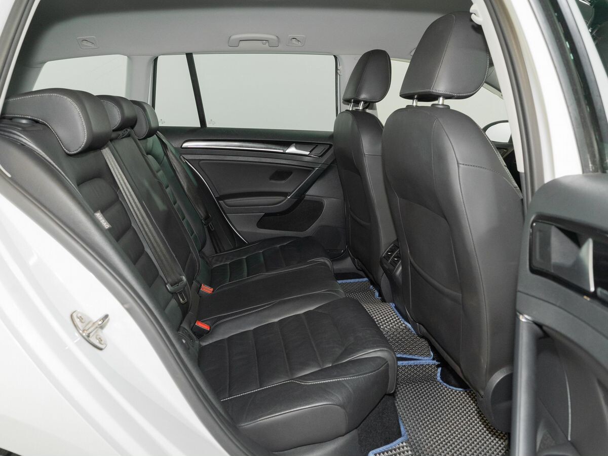 Volkswagen Golf 2014 - фото автомобиля