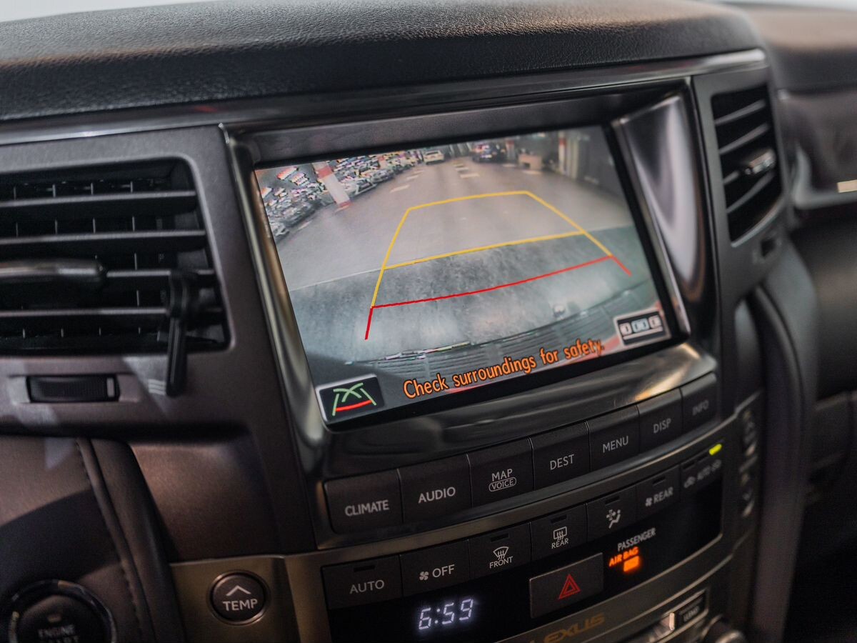 Lexus LX570 2008 - фото автомобиля