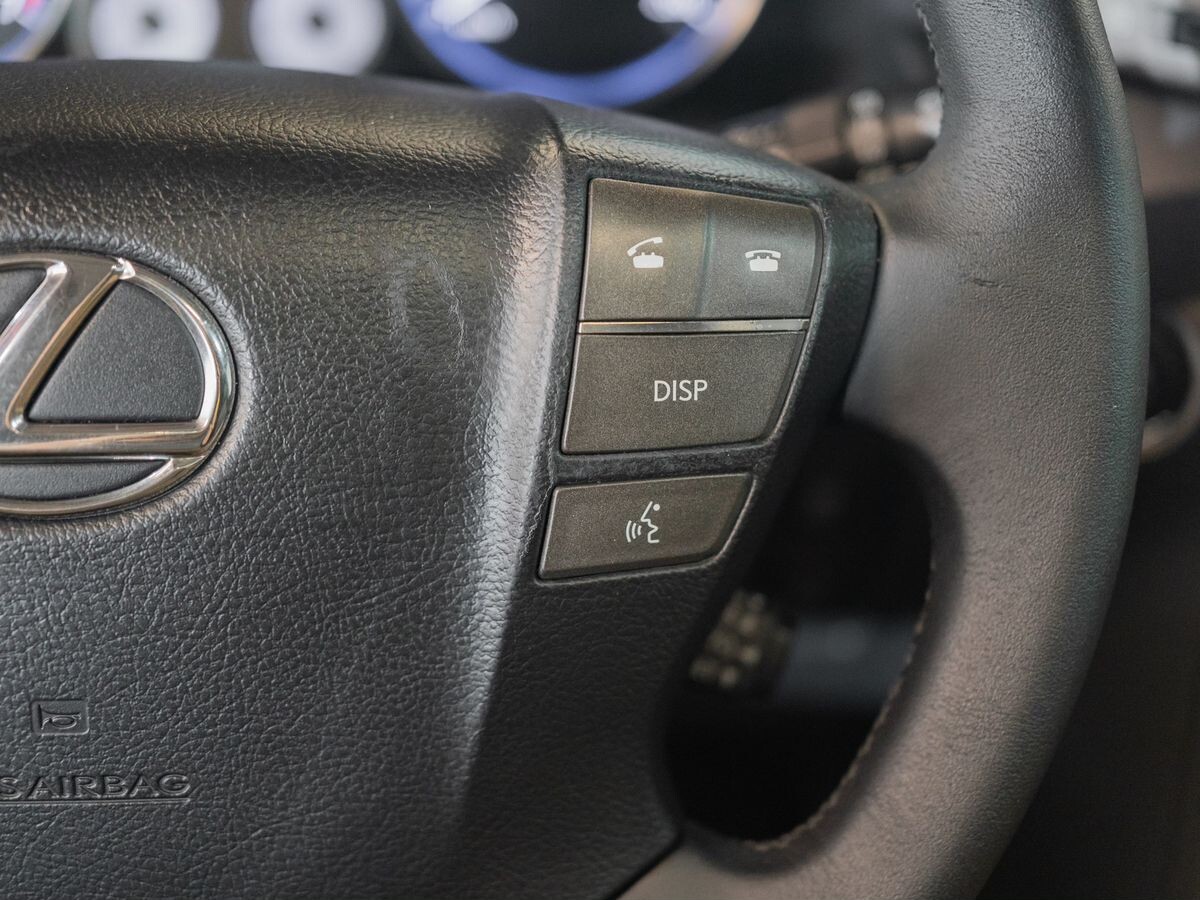 Lexus LX570 2008 - фото автомобиля