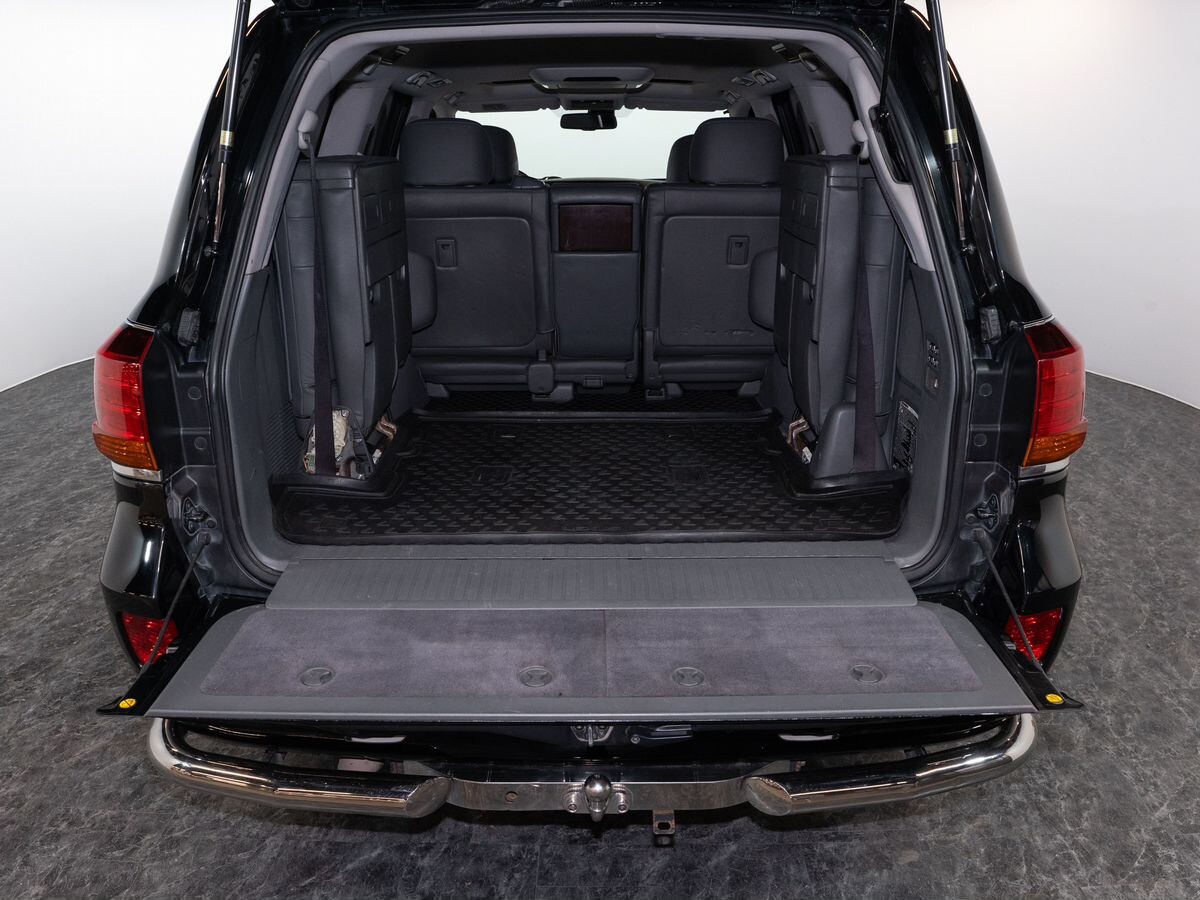 Lexus LX570 2008 - фото автомобиля
