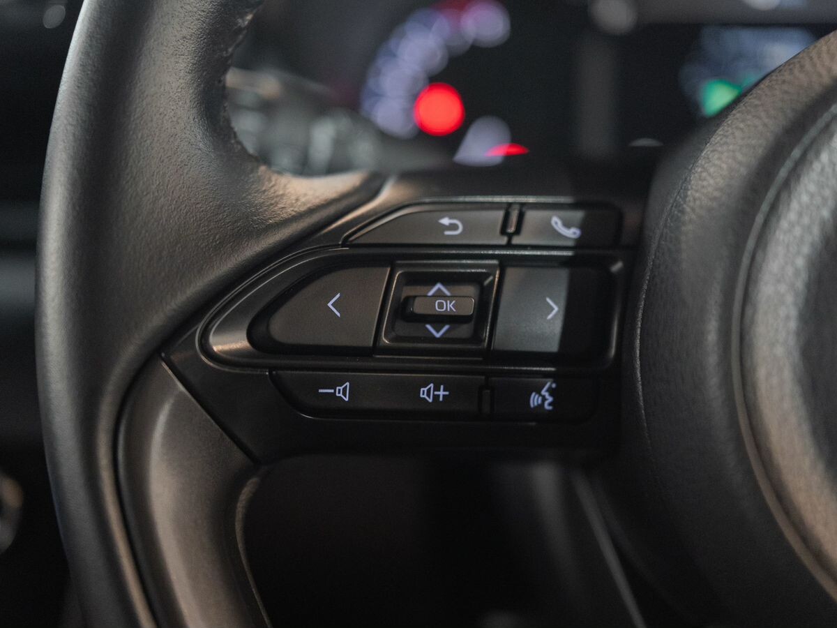 Toyota Yaris Cross 2021 - фото автомобиля
