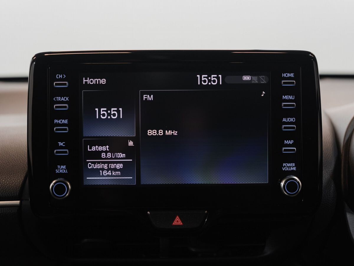 Toyota Yaris Cross 2021 - фото автомобиля