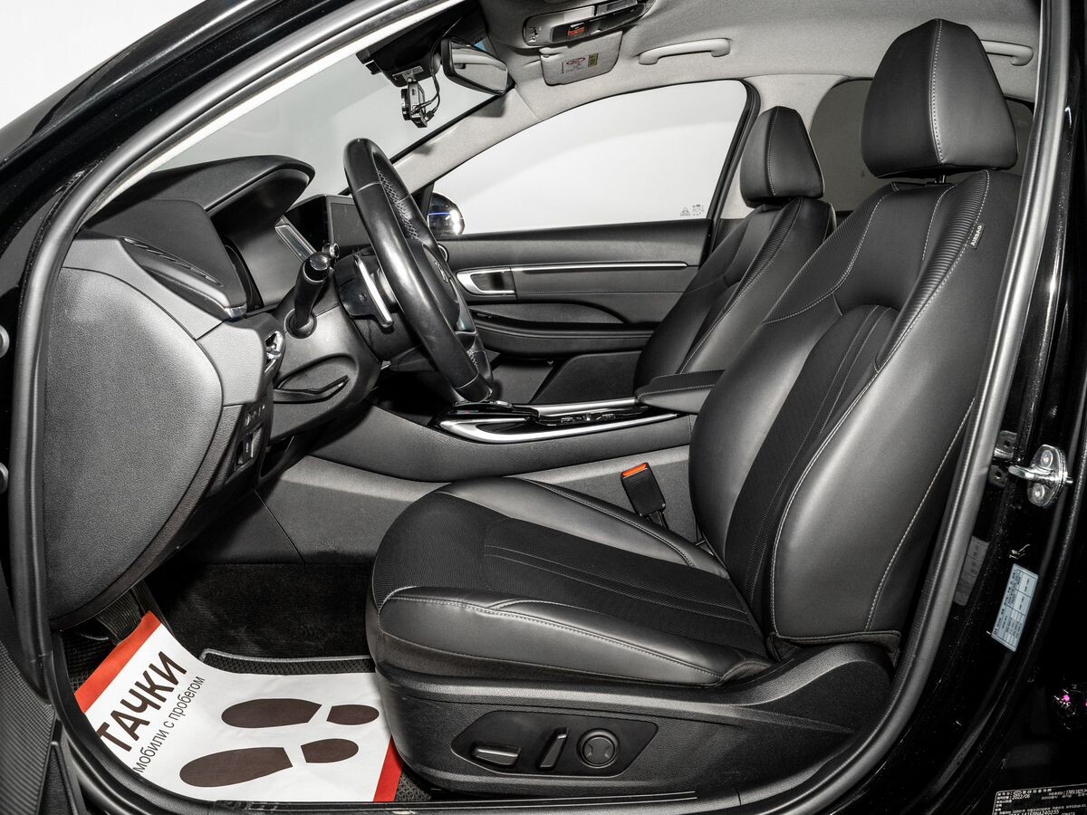 Hyundai Sonata 2022 - фото автомобиля