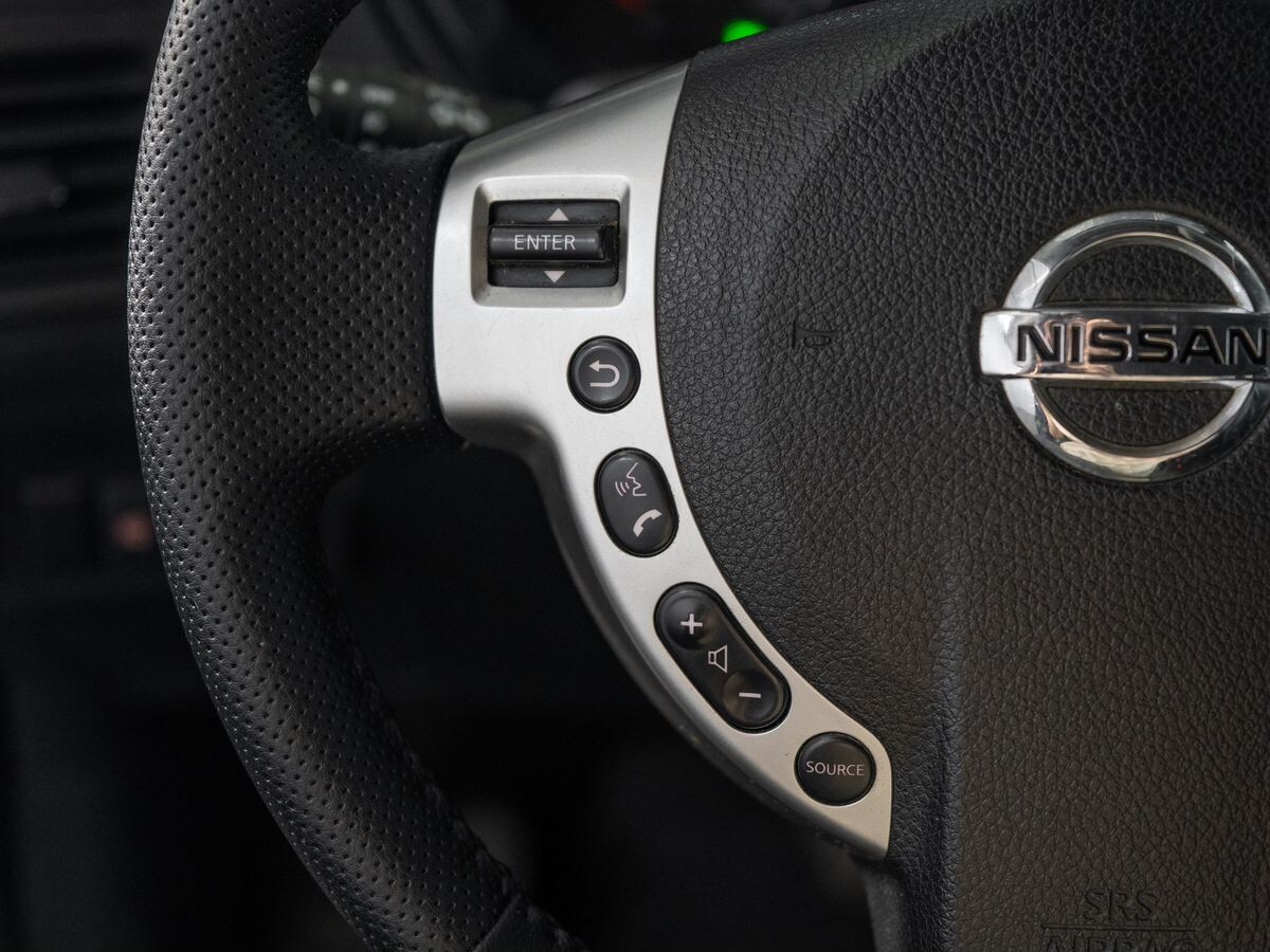 Nissan X-Trail 2011 - фото автомобиля