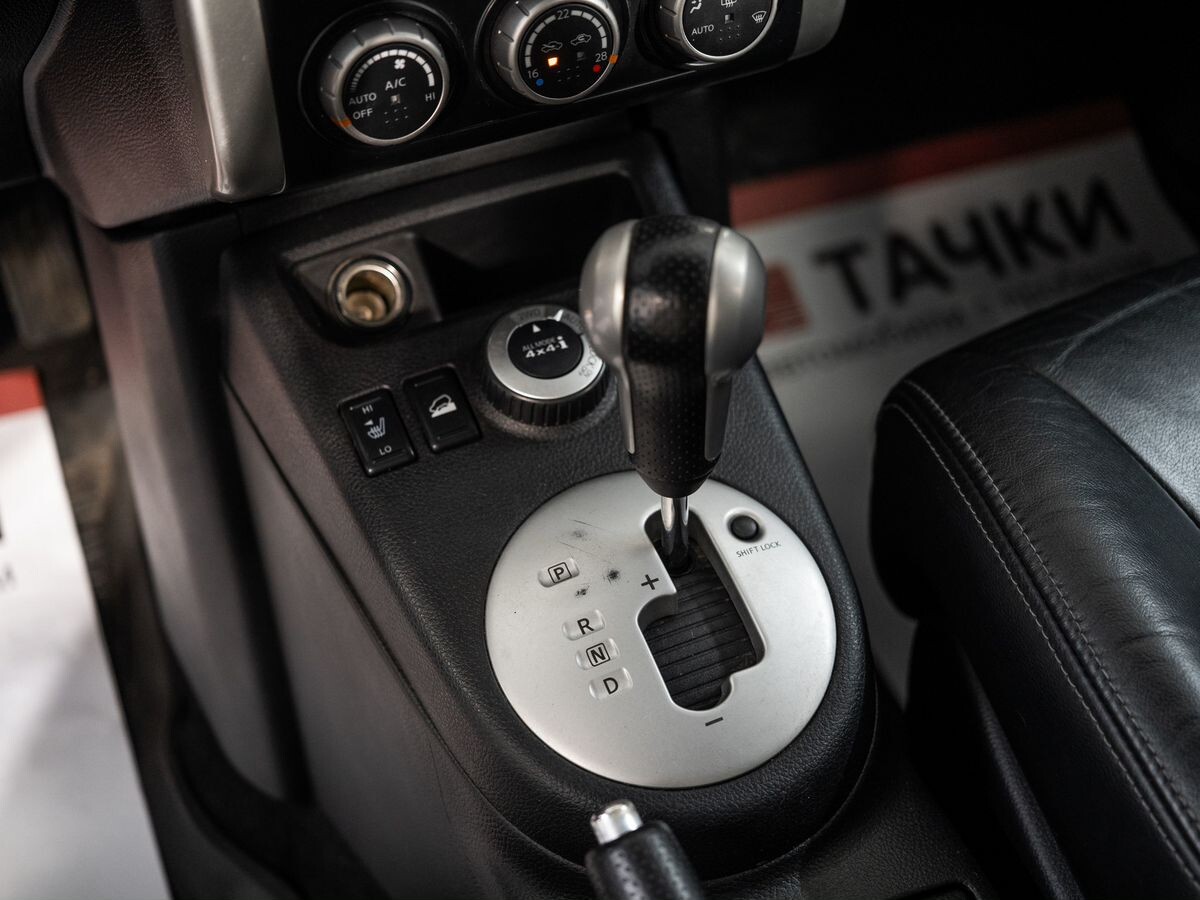 Nissan X-Trail 2011 - фото автомобиля