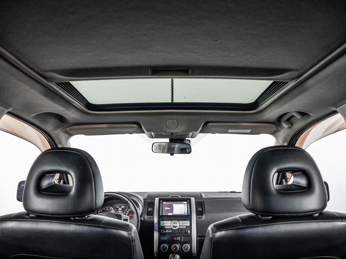 Nissan X-Trail 2011 - фото автомобиля