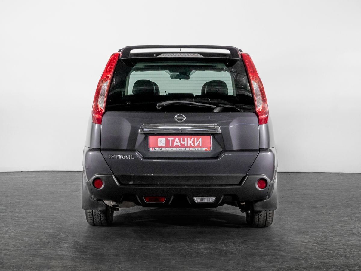 Nissan X-Trail 2011 - фото автомобиля