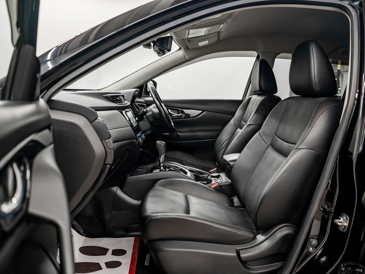 Nissan X-Trail 2018 - фото автомобиля