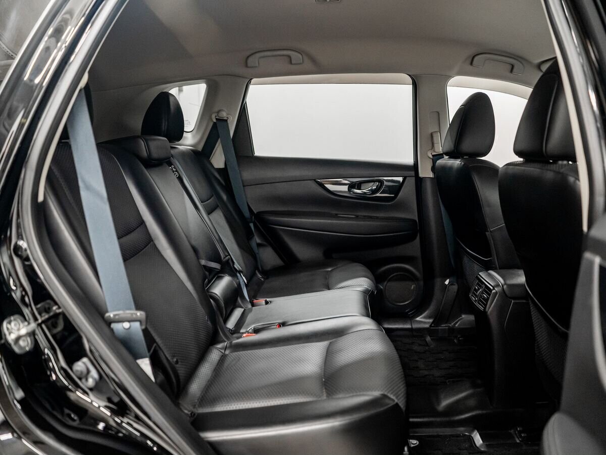 Nissan X-Trail 2018 - фото автомобиля