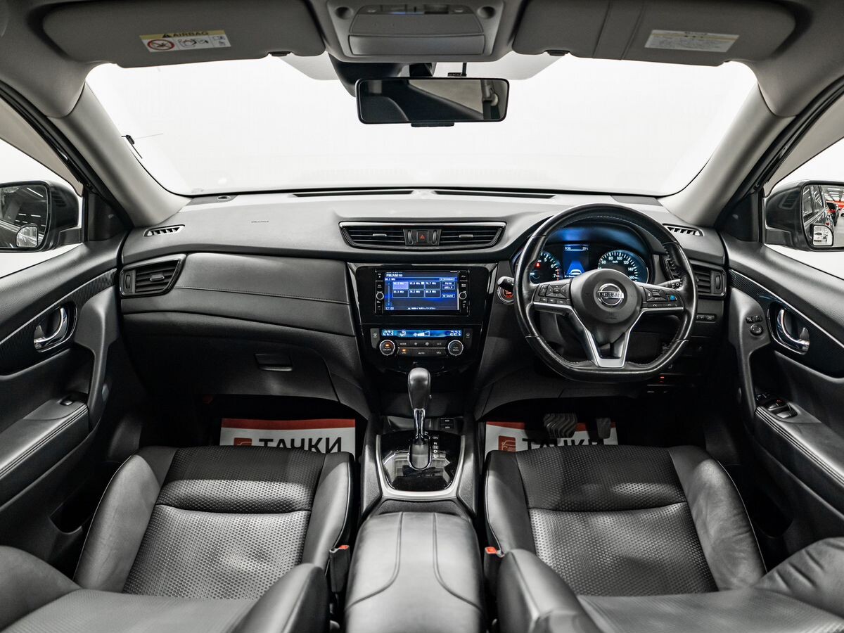 Nissan X-Trail 2018 - фото автомобиля
