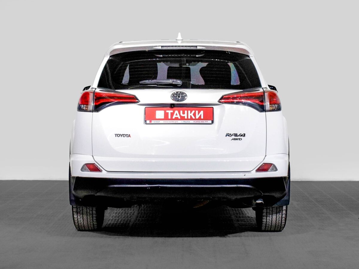 Toyota RAV4 2017 - фото автомобиля