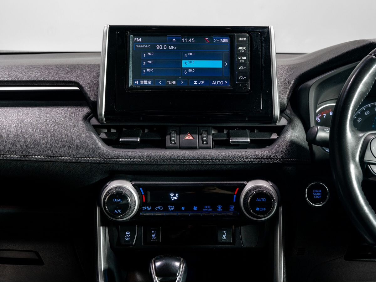 Toyota RAV4 2019 - фото автомобиля
