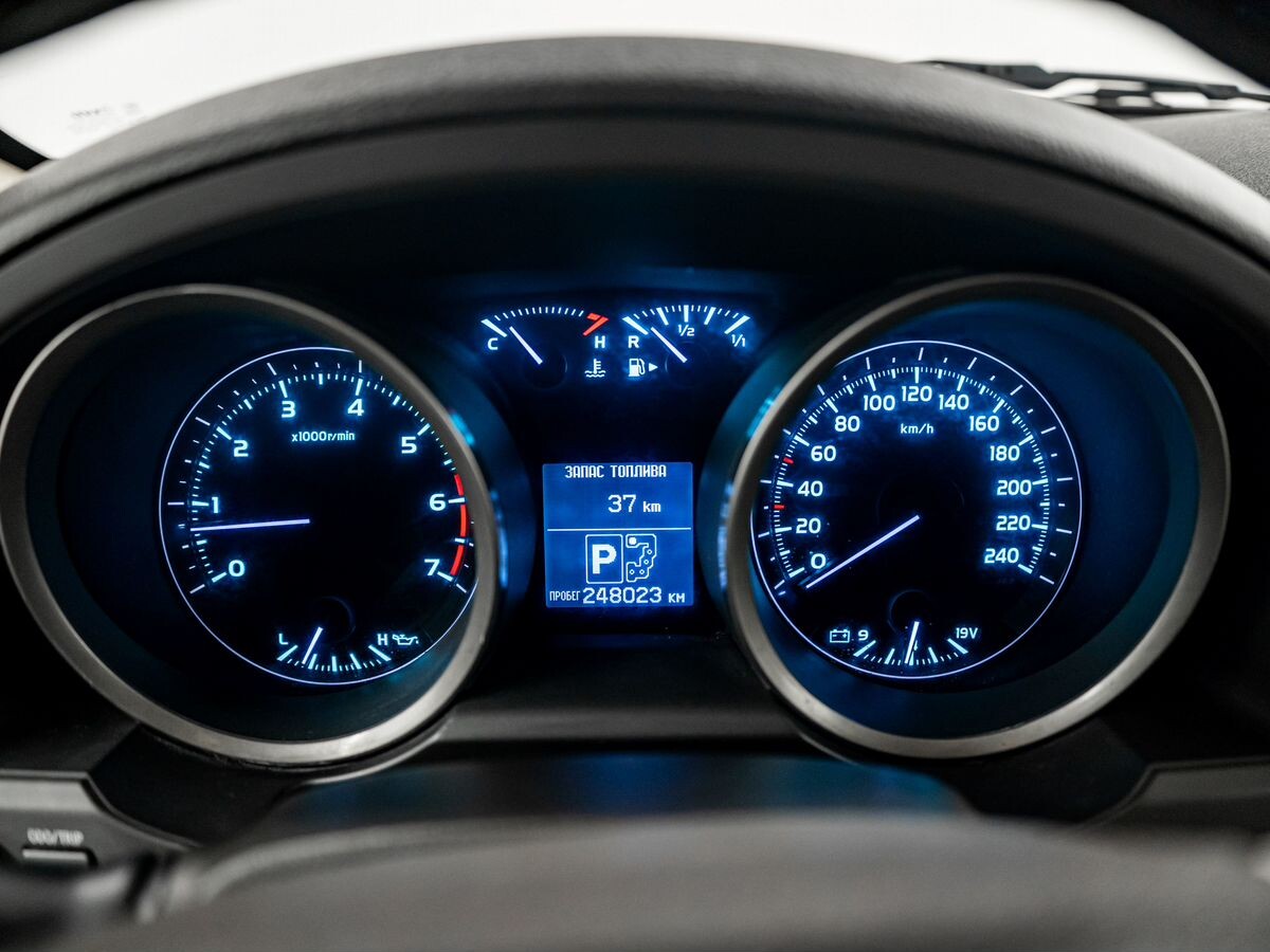Toyota Land Cruiser 2007 - фото автомобиля