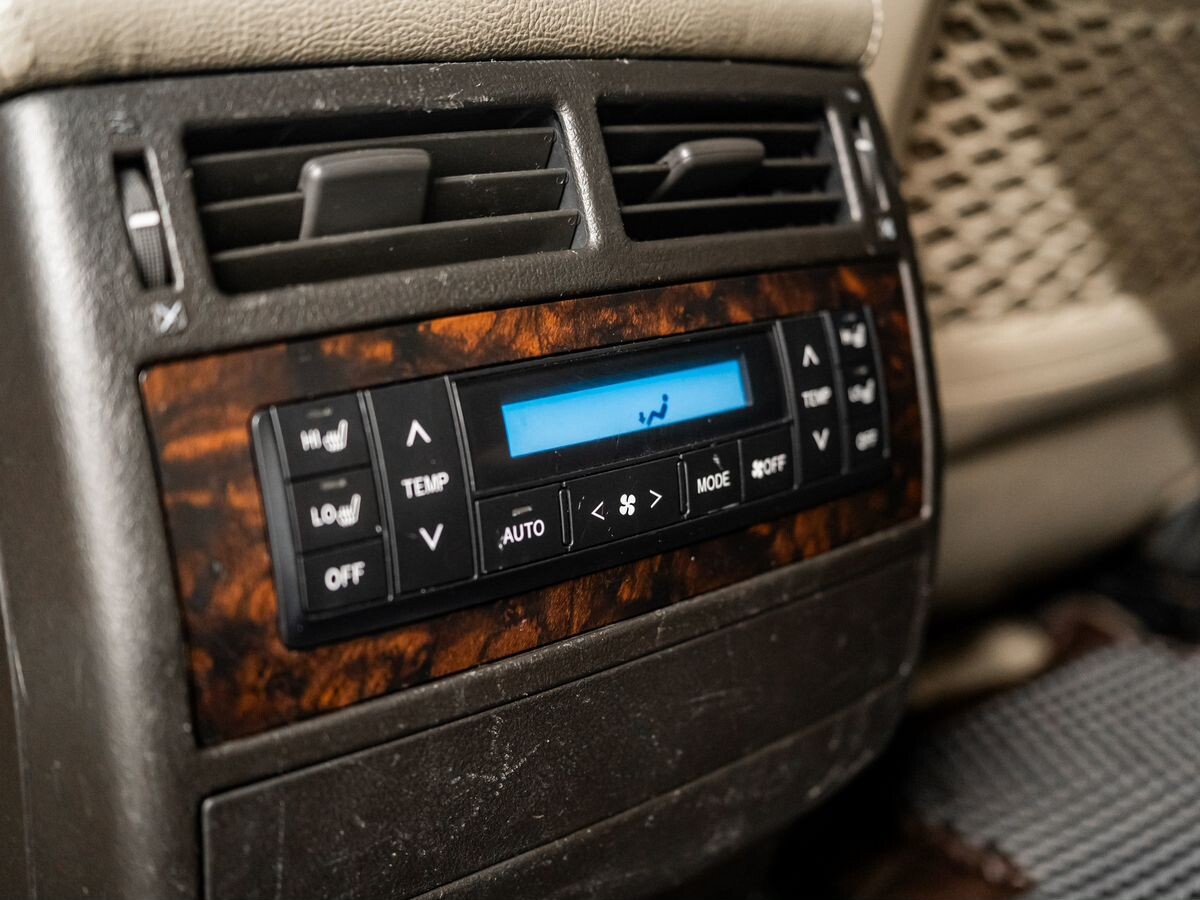 Toyota Land Cruiser 2007 - фото автомобиля