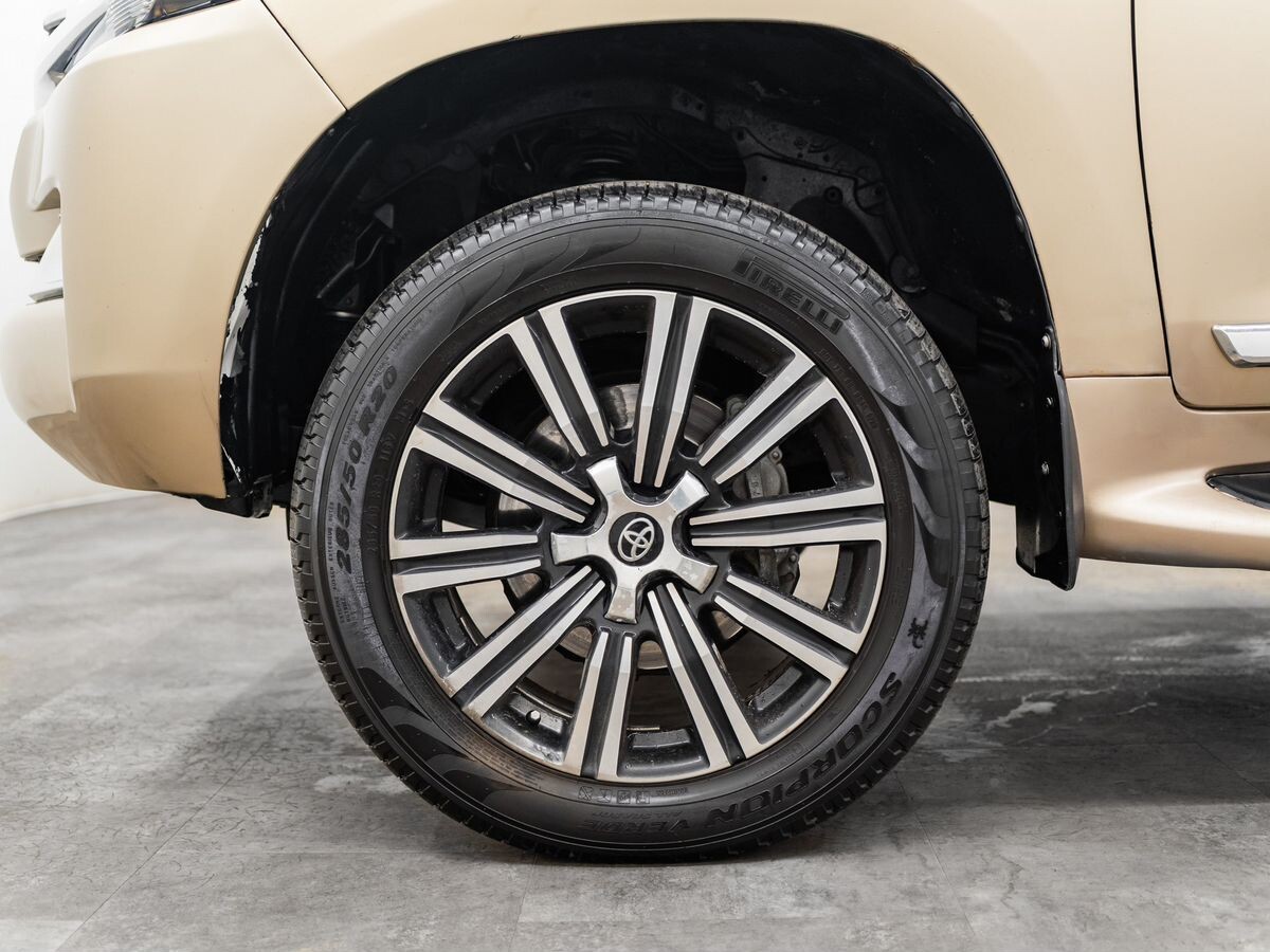 Toyota Land Cruiser 2007 - фото автомобиля
