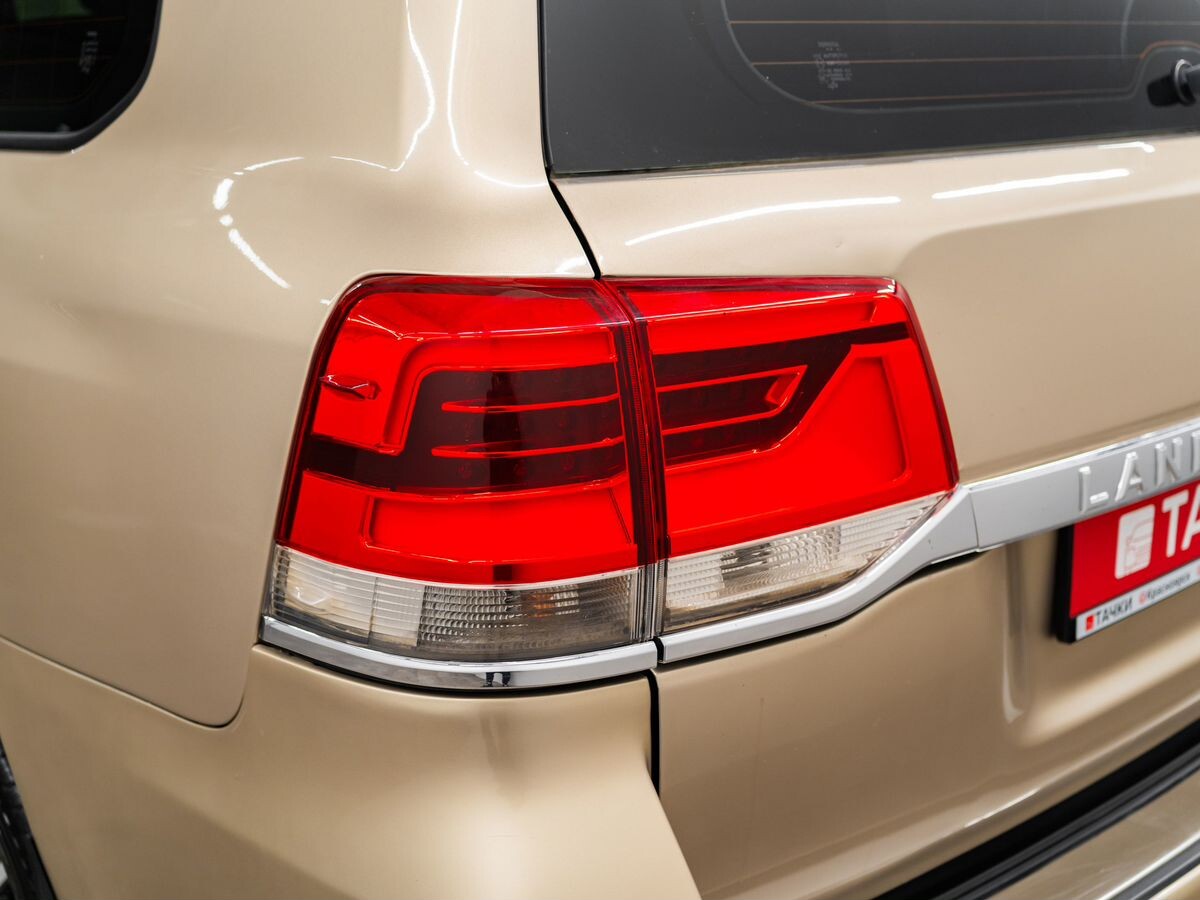 Toyota Land Cruiser 2007 - фото автомобиля