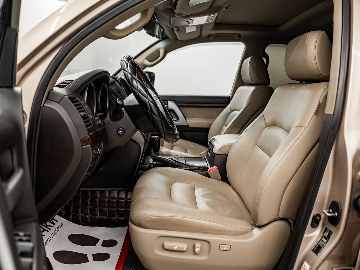 Toyota Land Cruiser 2007 - фото автомобиля