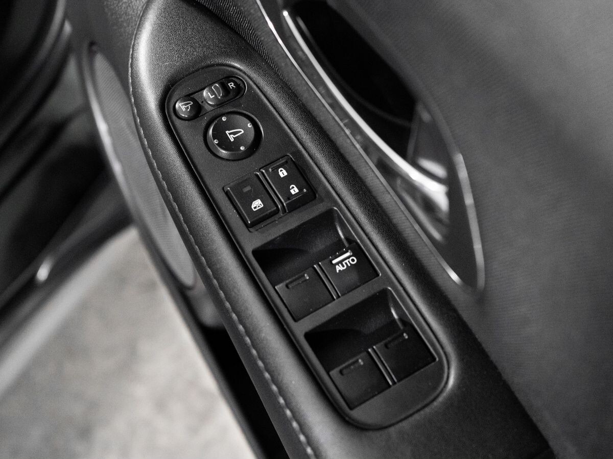 Honda Vezel 2014 - фото автомобиля