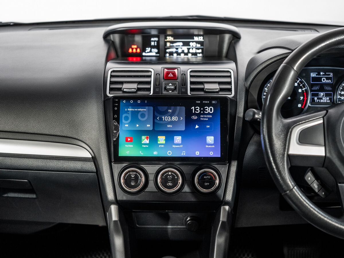 Subaru Forester 2018 - фото автомобиля