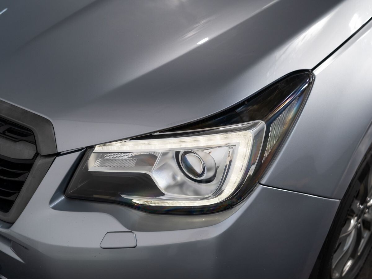 Subaru Forester 2018 - фото автомобиля