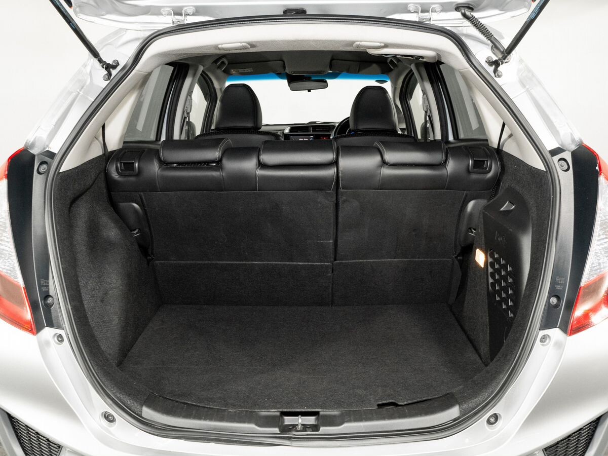 Honda Fit 2017 - фото автомобиля