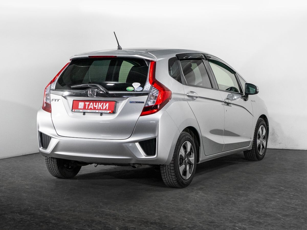 Honda Fit 2017 - фото автомобиля