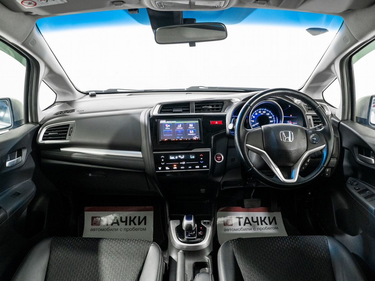 Honda Fit 2017 - фото автомобиля