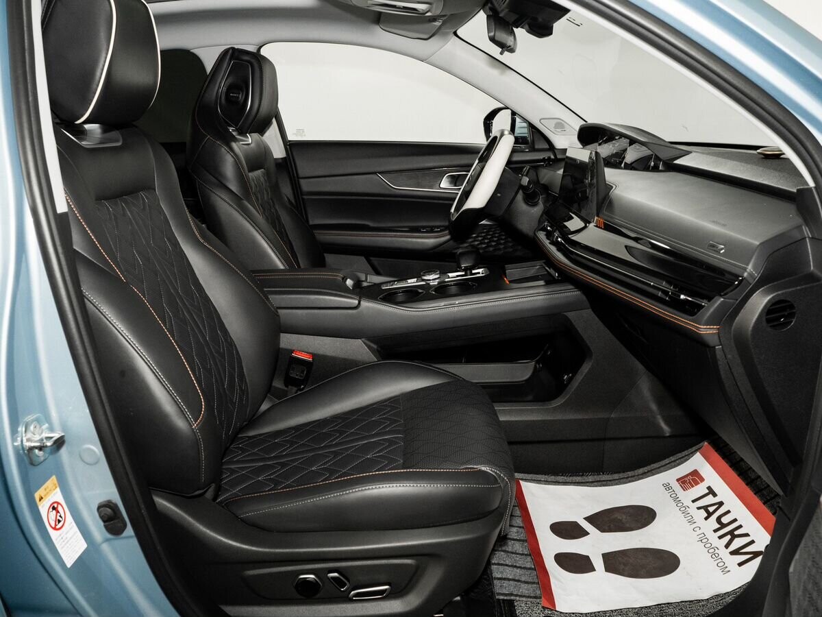 Changan UNI-K 2022 - фото автомобиля