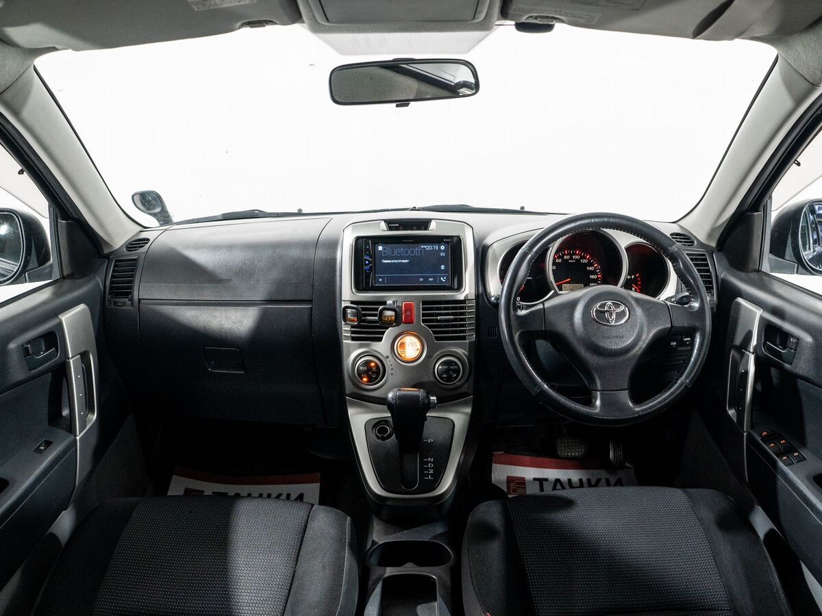 Toyota Rush 2006 - фото автомобиля