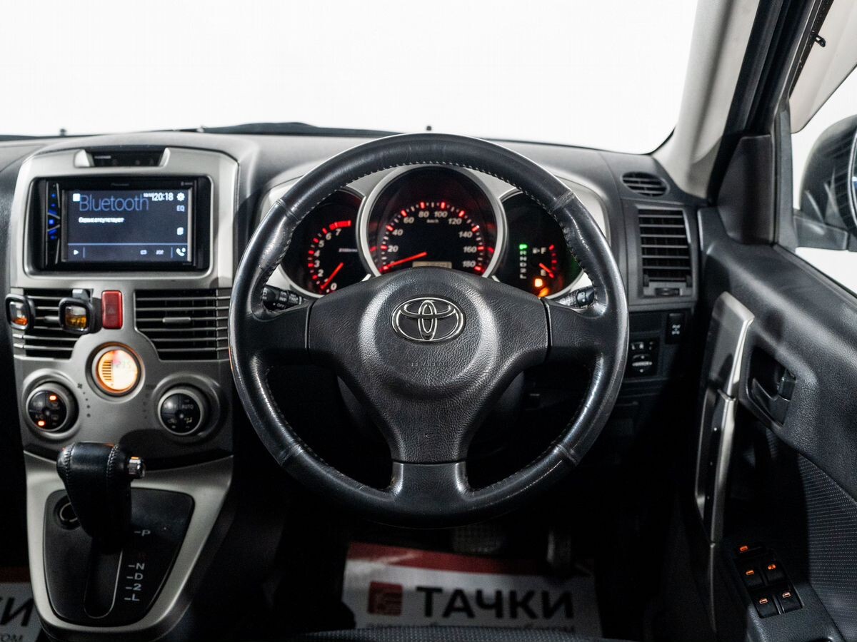 Toyota Rush 2006 - фото автомобиля