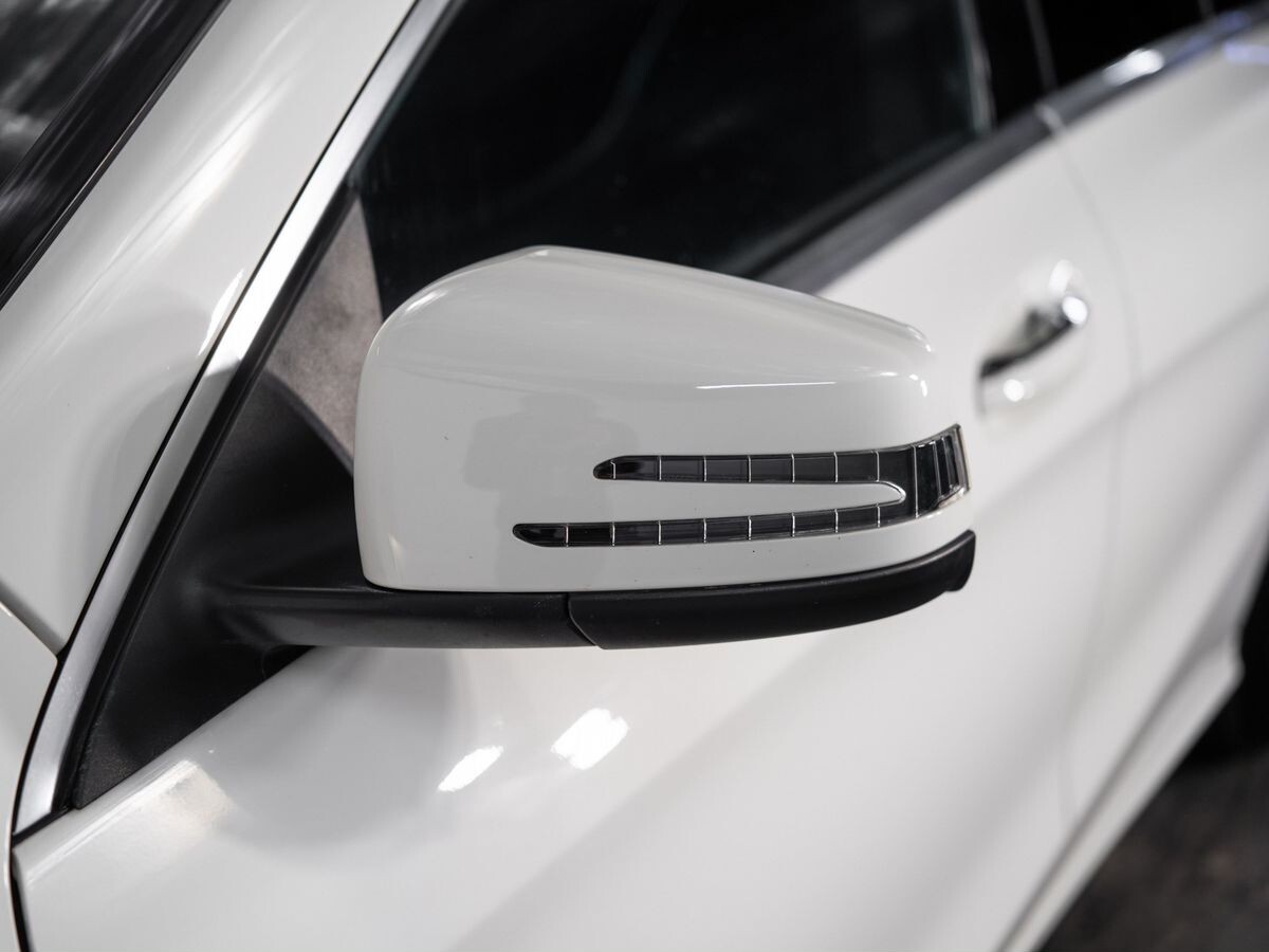   2015 - фото автомобиля