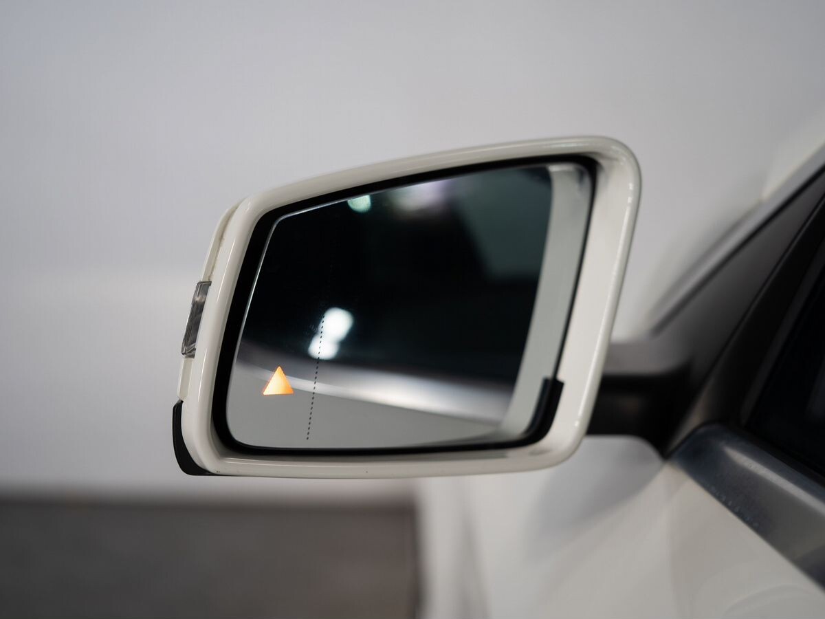  2015 - фото автомобиля