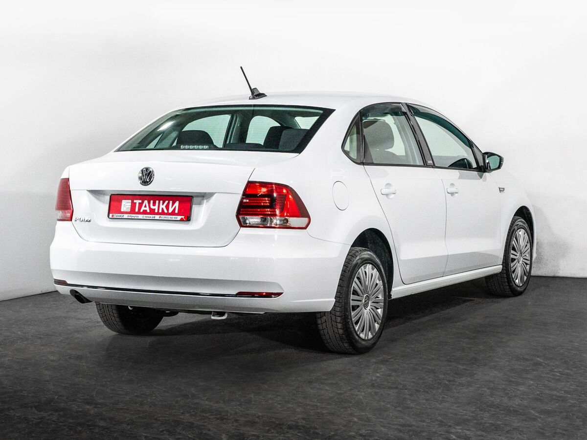 Volkswagen Polo 2017 - фото автомобиля
