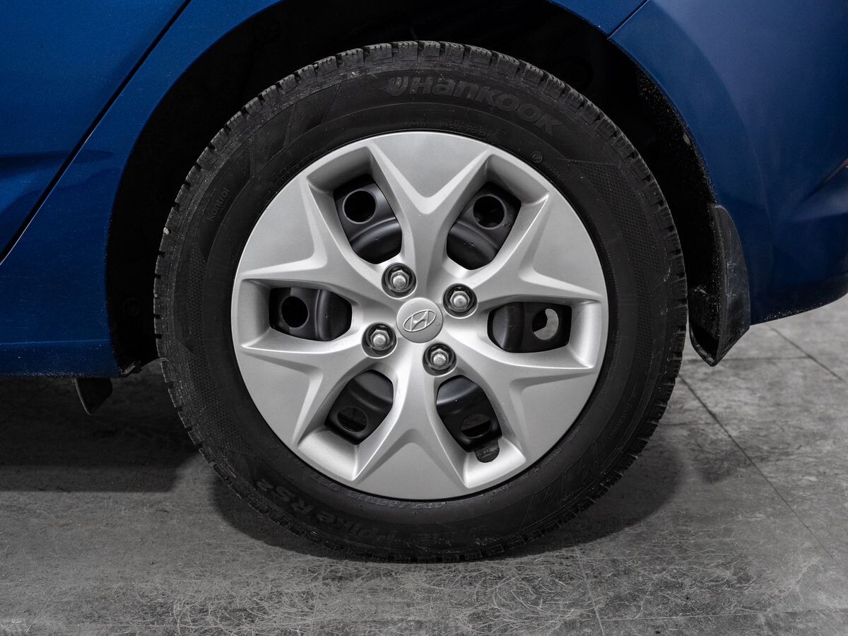 Hyundai Solaris 2015 - фото автомобиля