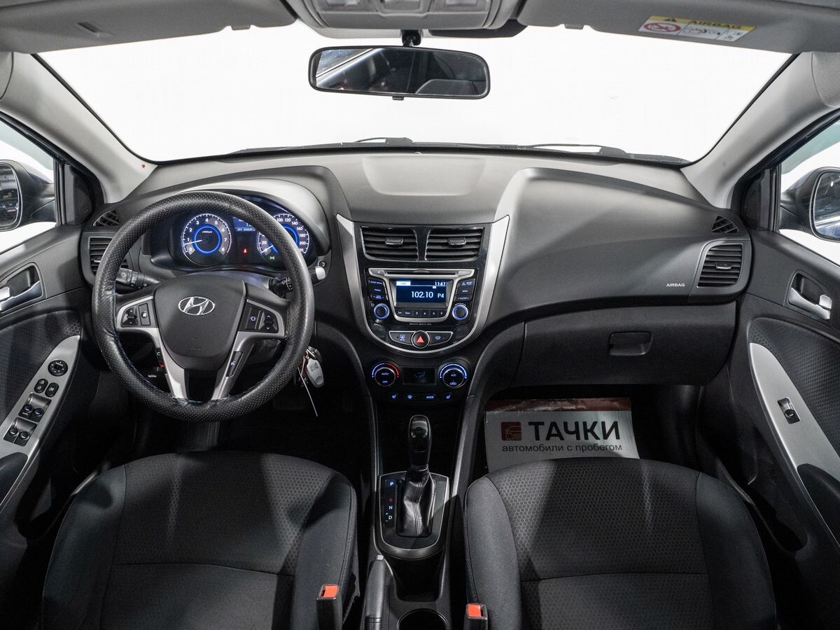 Hyundai Solaris 2015 - фото автомобиля