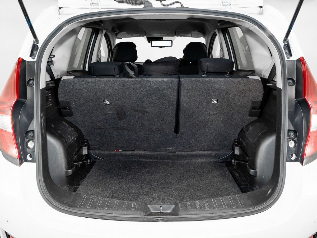 Nissan Note 2019 - фото автомобиля