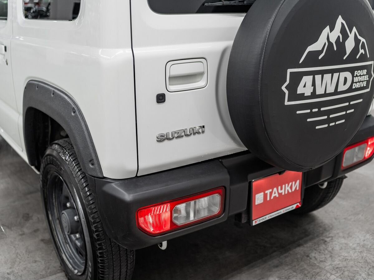 Suzuki Jimny 2021 - фото автомобиля