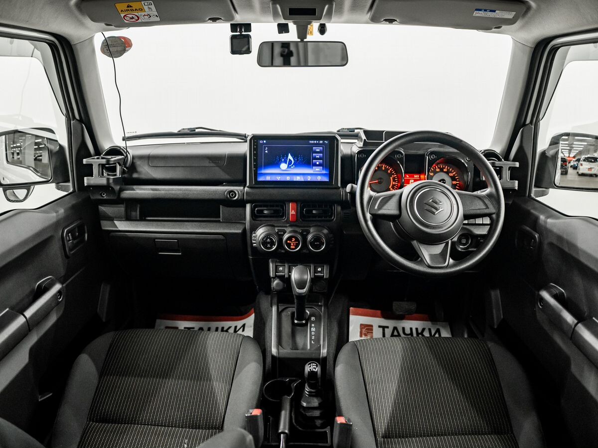 Suzuki Jimny 2021 - фото автомобиля