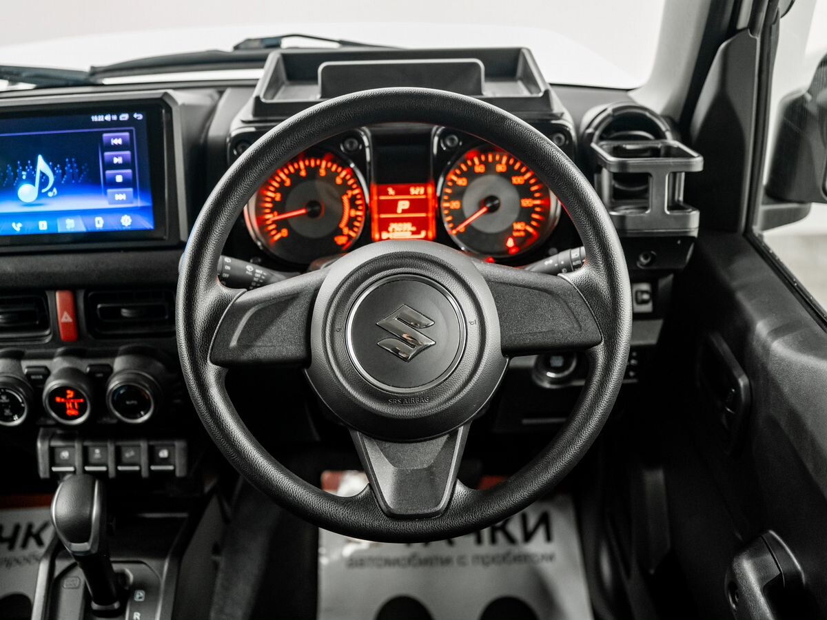 Suzuki Jimny 2021 - фото автомобиля