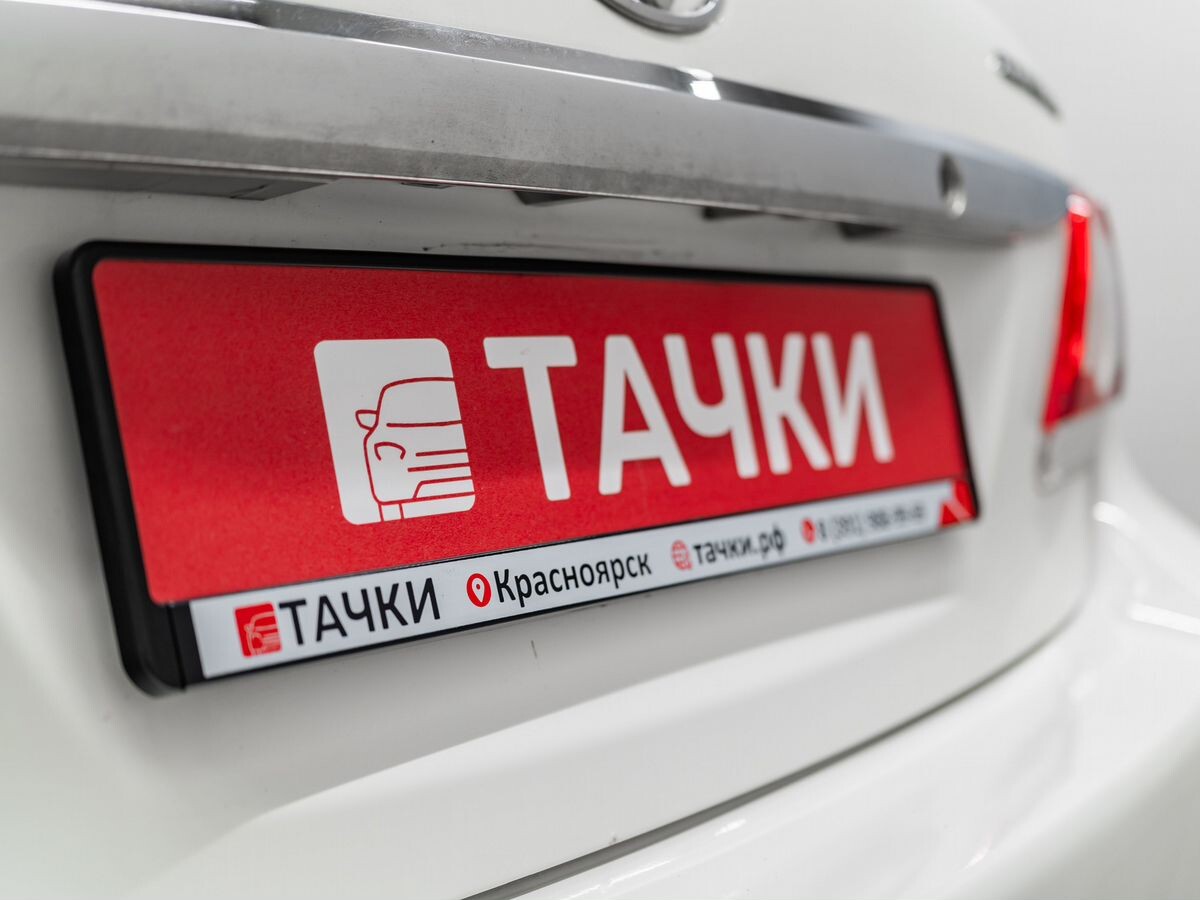 Toyota Corolla 2012 - фото автомобиля