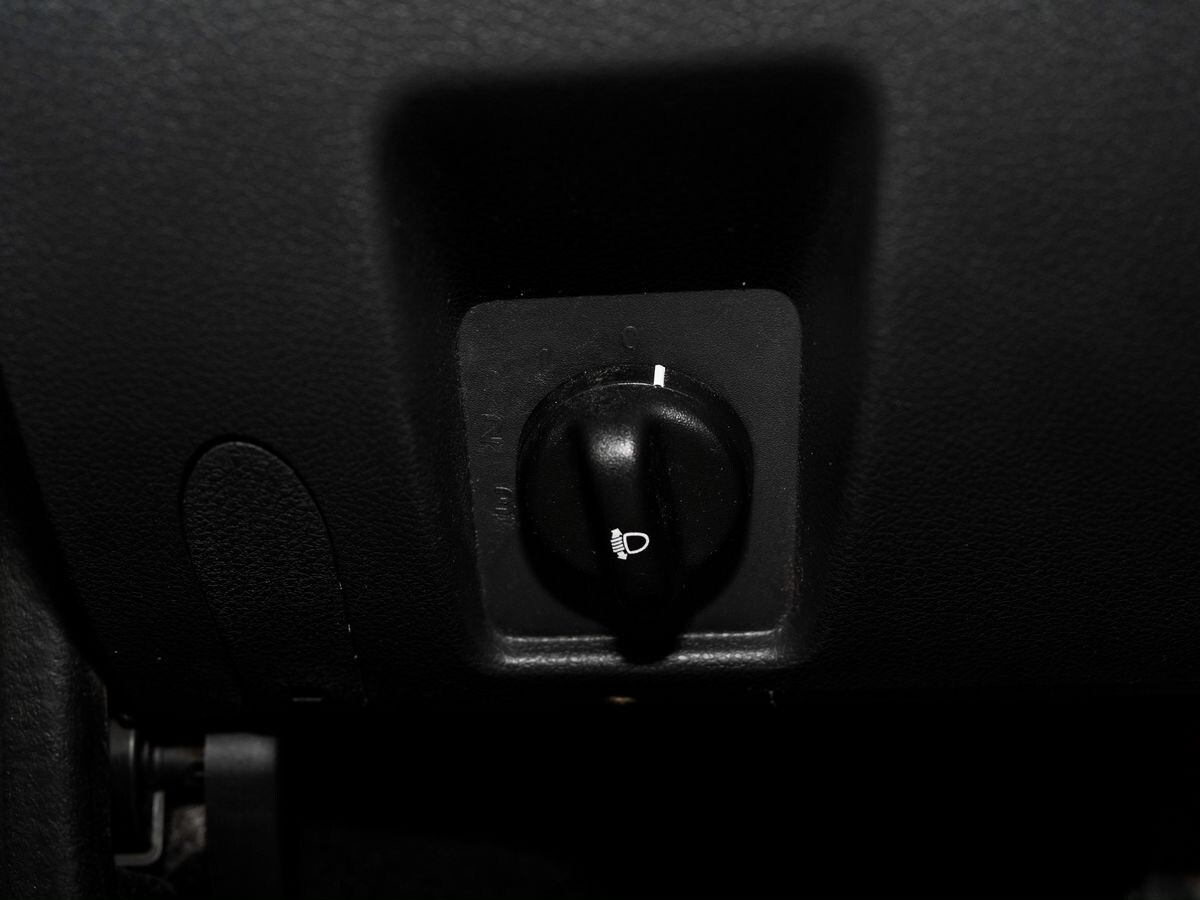 Renault Duster 2012 - фото автомобиля
