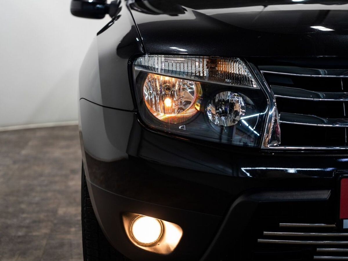 Renault Duster 2012 - фото автомобиля