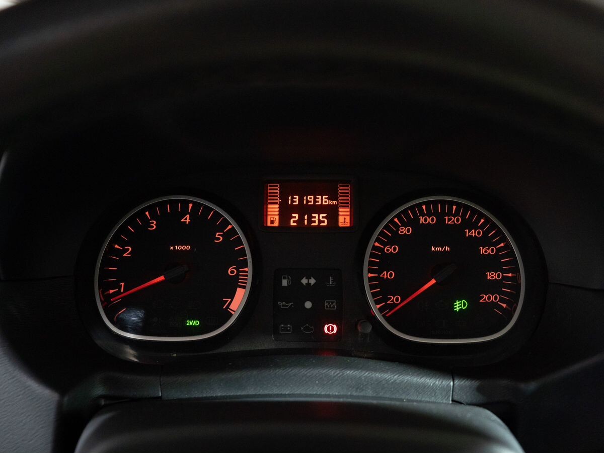 Renault Duster 2012 - фото автомобиля